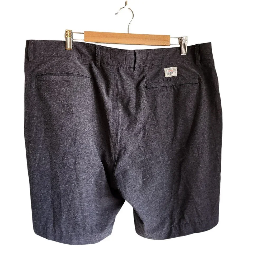 Faherty Shorts Men's 38 tagged 40 measured Gray Grey All Day Short 9
